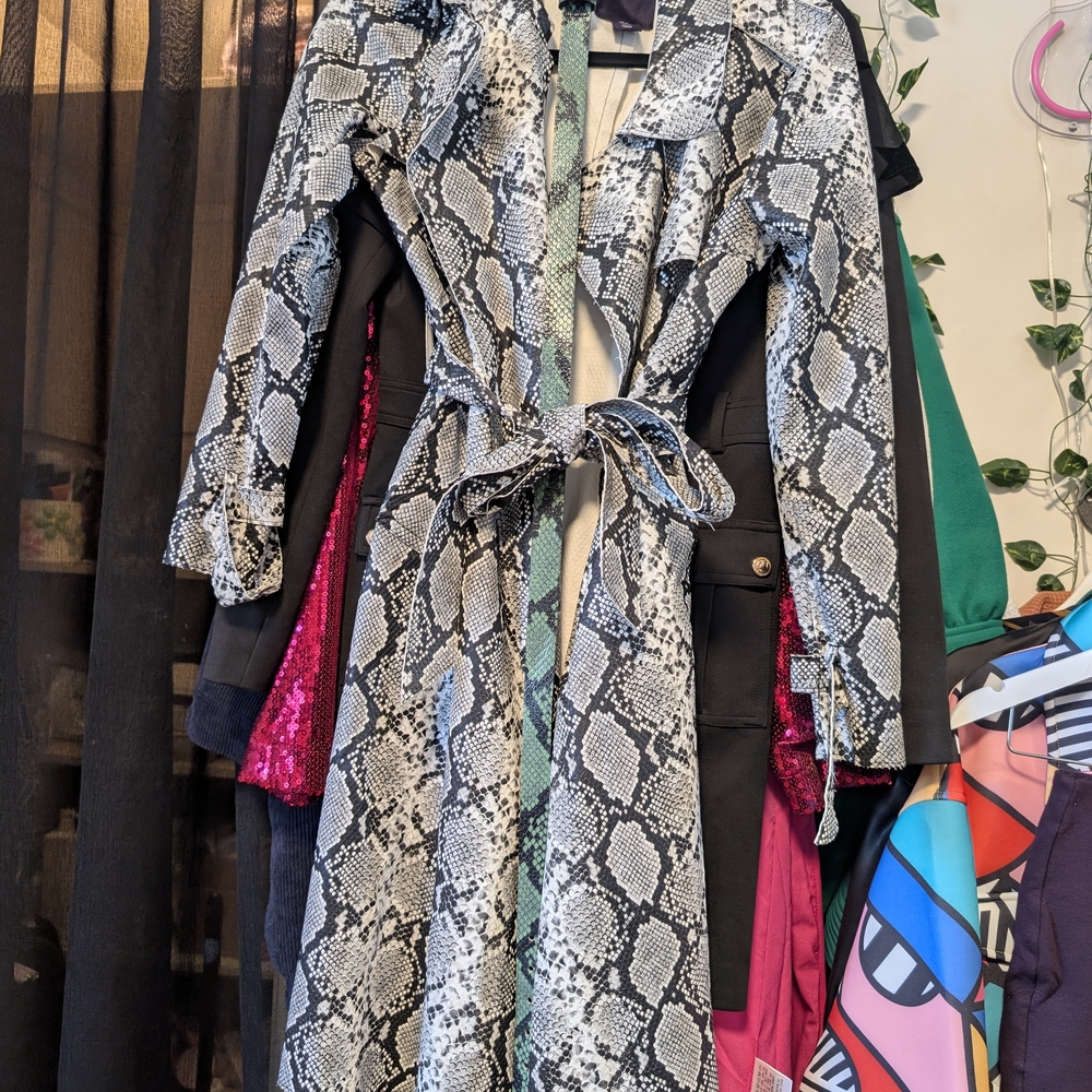 Amaryllis Snake Print Trench Coat - Black and Gray